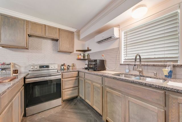 920 Meadowdale Drive, Royse City, TX 75189