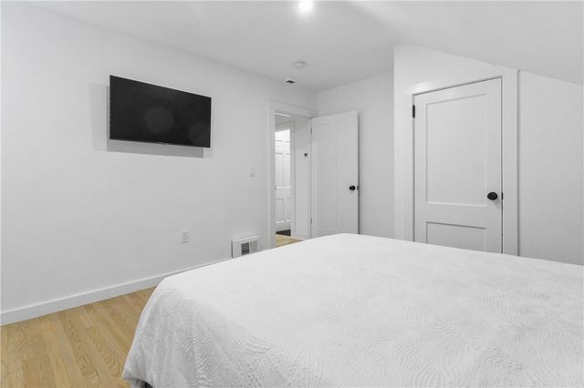 13 Sherman Street, Newport, RI 02840