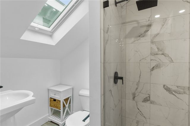 13 Sherman Street, Newport, RI 02840