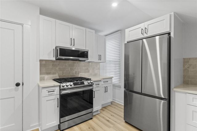 13 Sherman Street, Newport, RI 02840