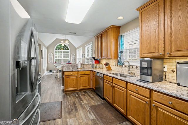 29 Fenway Court, Newnan, GA 30265