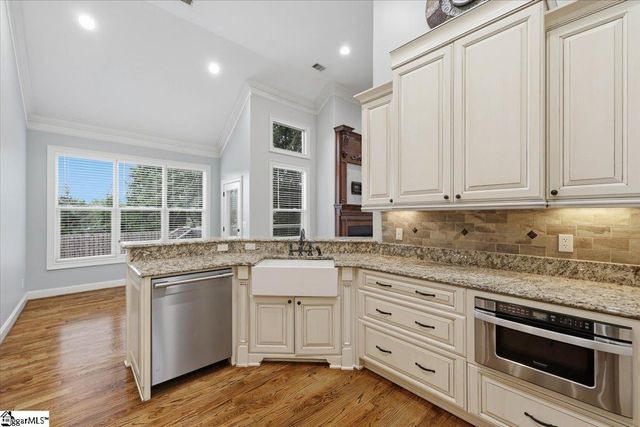 216 Kilburn Lane, Travelers Rest, SC 29690