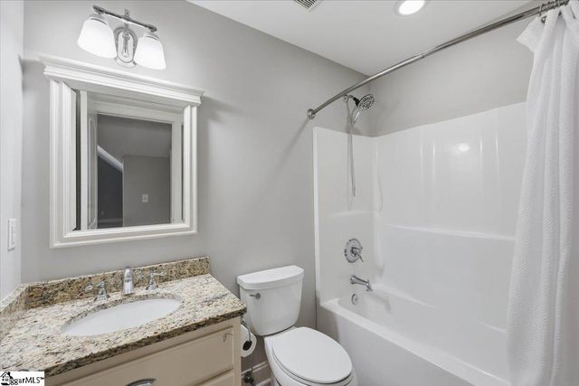 216 Kilburn Lane, Travelers Rest, SC 29690