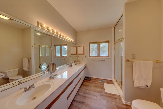 100 Lesiker Lane, Center Point, TX 78010