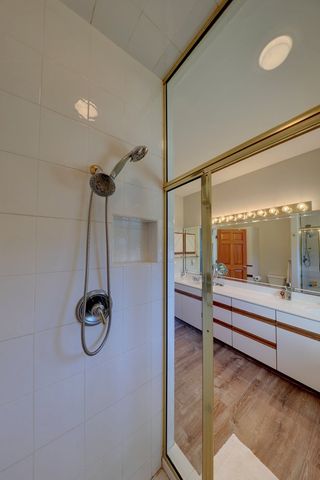 100 Lesiker Lane, Center Point, TX 78010