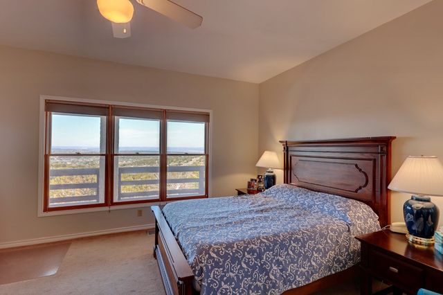 100 Lesiker Lane, Center Point, TX 78010