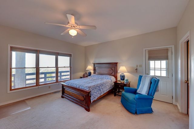 100 Lesiker Lane, Center Point, TX 78010