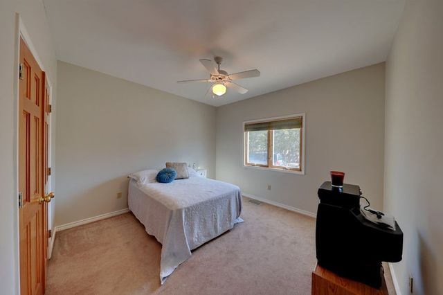 100 Lesiker Lane, Center Point, TX 78010