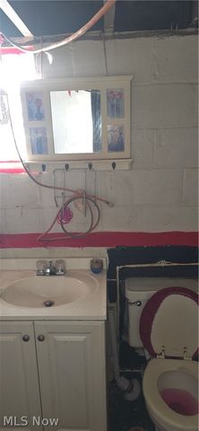 8109 Dorver Avenue, Cleveland, OH 44105