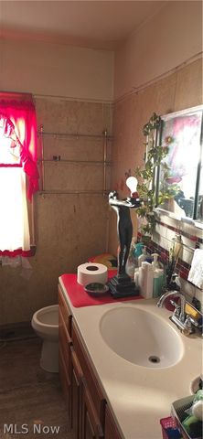 8109 Dorver Avenue, Cleveland, OH 44105