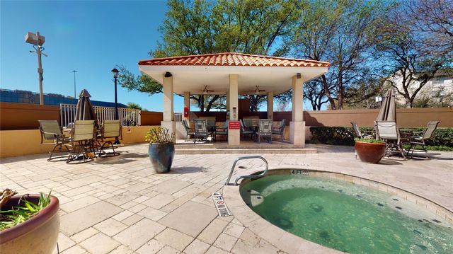 3525 Sage Road 1404, Houston, TX 77056