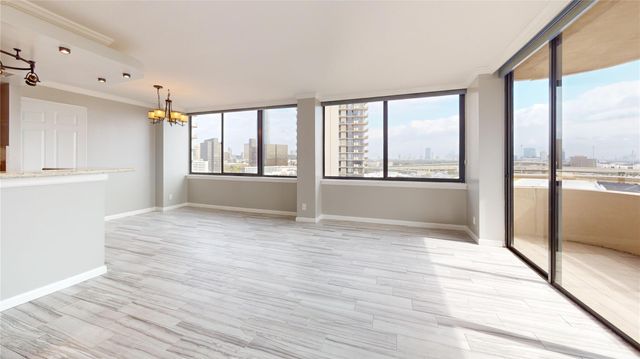 3525 Sage Road 1404, Houston, TX 77056