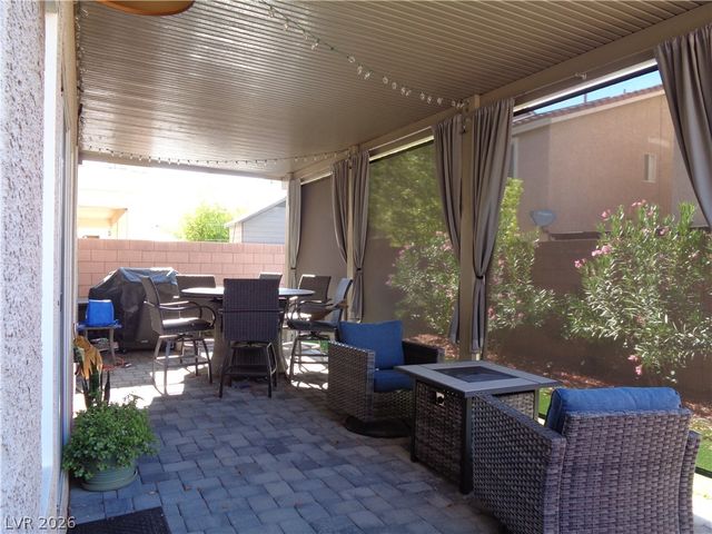 6030 Arbor Downs Avenue, Las Vegas, NV 89139