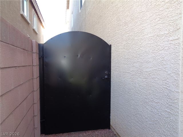6030 Arbor Downs Avenue, Las Vegas, NV 89139