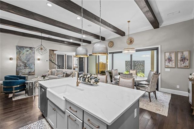112 Village Green Avenue, Woodstock, GA 30189