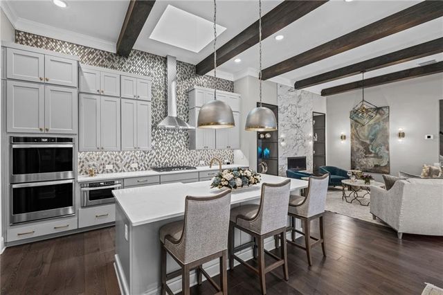 112 Village Green Avenue, Woodstock, GA 30189