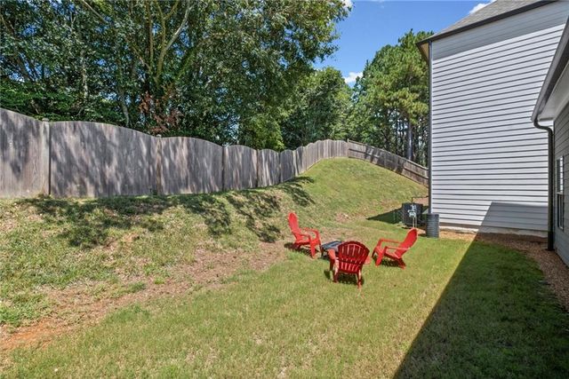 112 Village Green Avenue, Woodstock, GA 30189
