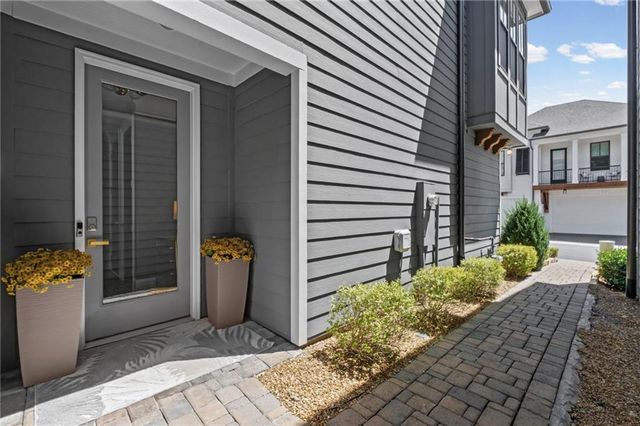 112 Village Green Avenue, Woodstock, GA 30189