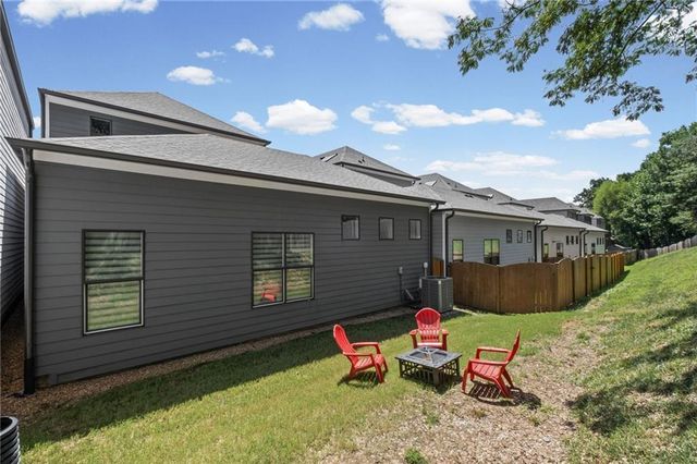 112 Village Green Avenue, Woodstock, GA 30189
