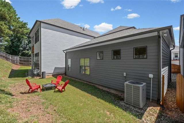 112 Village Green Avenue, Woodstock, GA 30189
