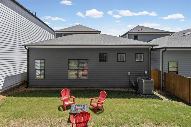 112 Village Green Avenue, Woodstock, GA 30189