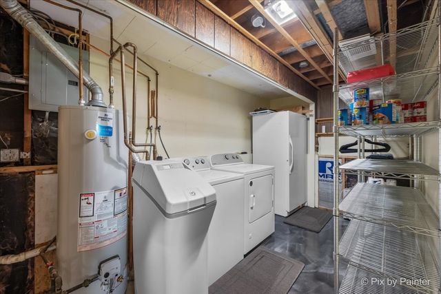 34W912 Clyde Parkway, St. Charles, IL 60174