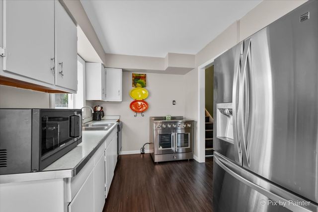 34W912 Clyde Parkway, St. Charles, IL 60174