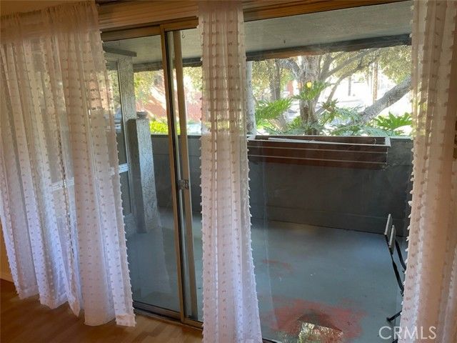 360 S Euclid 122, Pasadena, CA 91101