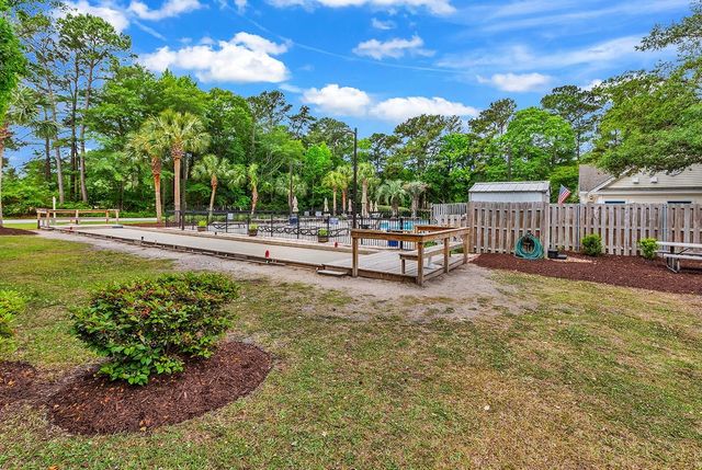 9452 Pinckney Ln., Murrells Inlet, SC 29576