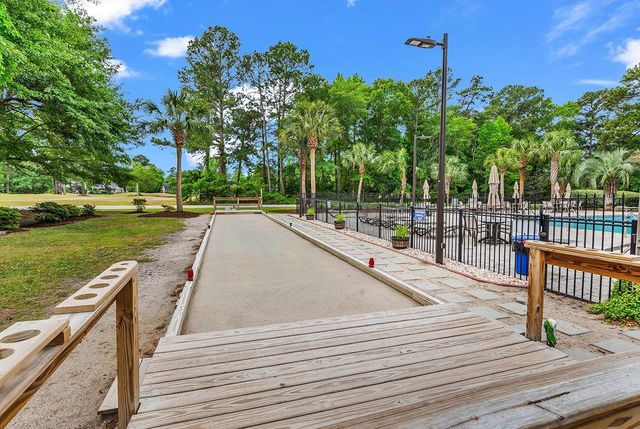 9452 Pinckney Ln., Murrells Inlet, SC 29576