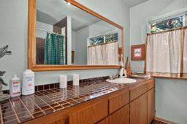 5595 Reservoir Rd, Georgetown, CA 95634