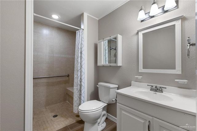 1614 Walnut Court, Harlingen, TX 78550