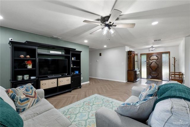 1614 Walnut Court, Harlingen, TX 78550