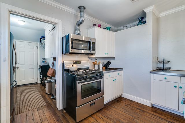 2824 Lee Street, Dallas, TX 75206