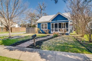 2824 Lee Street, Dallas, TX 75206