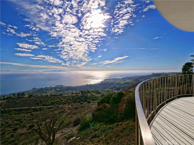 43 Oceanaire Drive, Rancho Palos Verdes, CA 90275