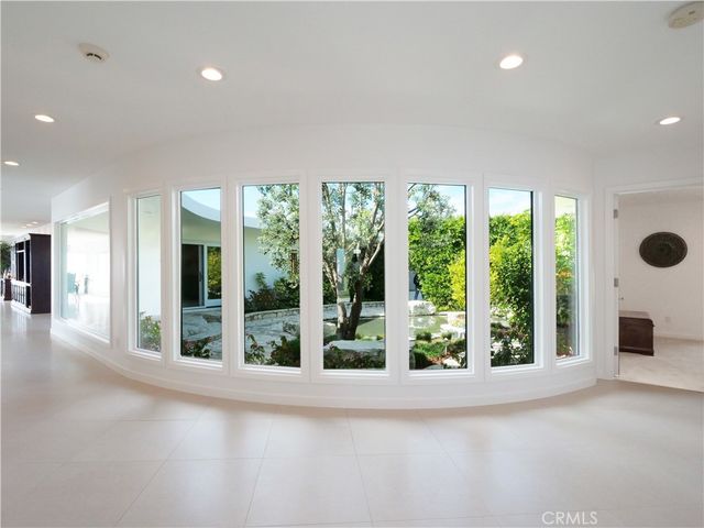 43 Oceanaire Drive, Rancho Palos Verdes, CA 90275