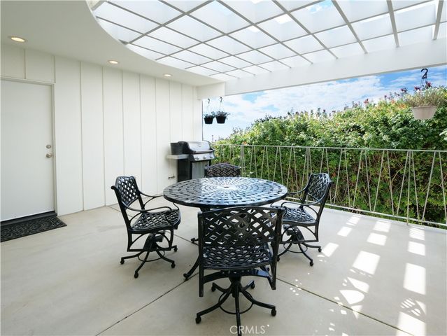 43 Oceanaire Drive, Rancho Palos Verdes, CA 90275