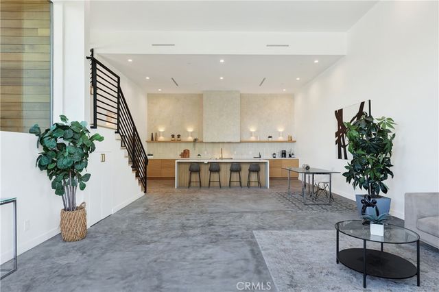 3949 Glenalbyn Drive, Los Angeles, CA 90065