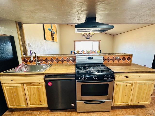 17225 County Rd 81, Trinidad, CO 81082