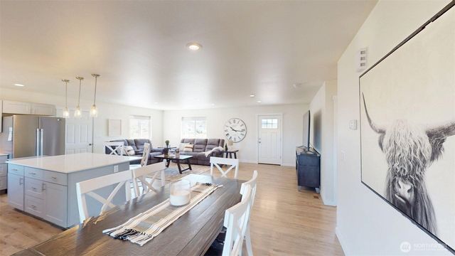 212 Hubbard Road, Riverside, WA 98849