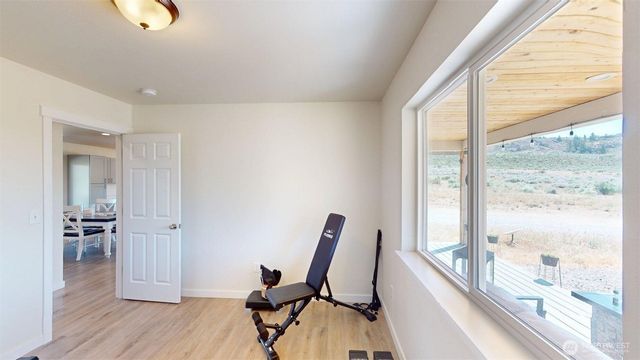 212 Hubbard Road, Riverside, WA 98849