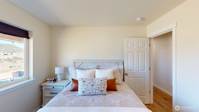 212 Hubbard Road, Riverside, WA 98849