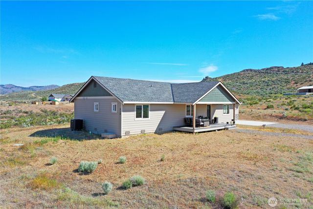 212 Hubbard Road, Riverside, WA 98849