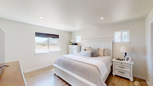 212 Hubbard Road, Riverside, WA 98849