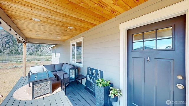 212 Hubbard Road, Riverside, WA 98849