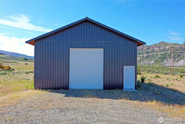 212 Hubbard Road, Riverside, WA 98849