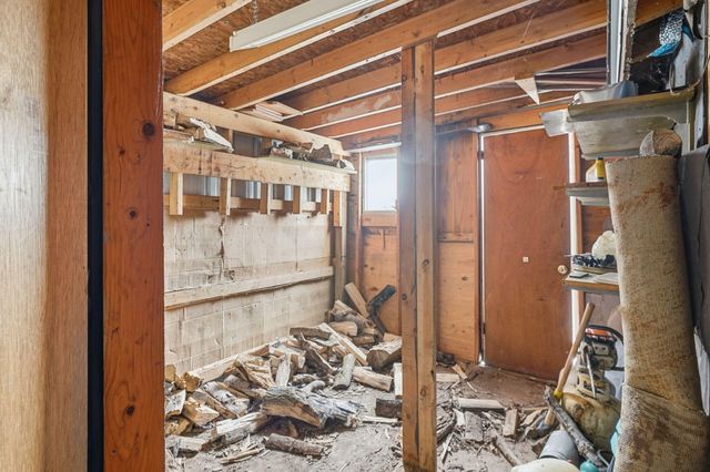 6179 Falkenbury Road, North Branch, MI 48461