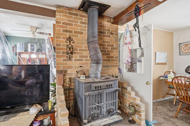 6179 Falkenbury Road, North Branch, MI 48461