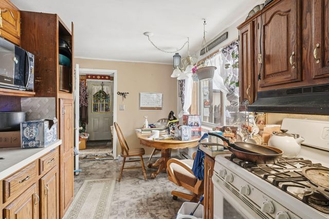 6179 Falkenbury Road, North Branch, MI 48461